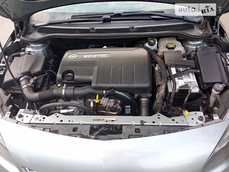 Opel Astra 2012  випуску Рівне з двигуном 1.7 л дизель універсал механіка за 6900 долл. 