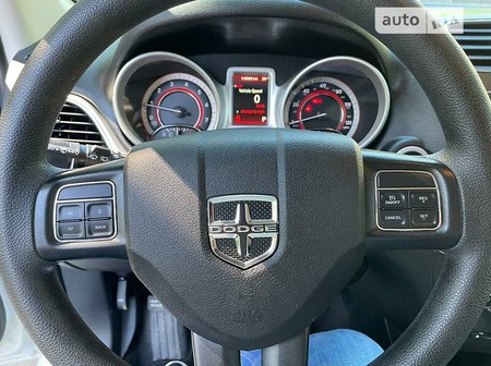 Dodge Journey 2018  випуску Суми з двигуном 2.4 л бензин позашляховик автомат за 14900 долл. 