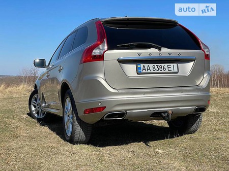 Volvo XC60 2015  випуску Львів з двигуном 0 л дизель позашляховик автомат за 22222 євро 