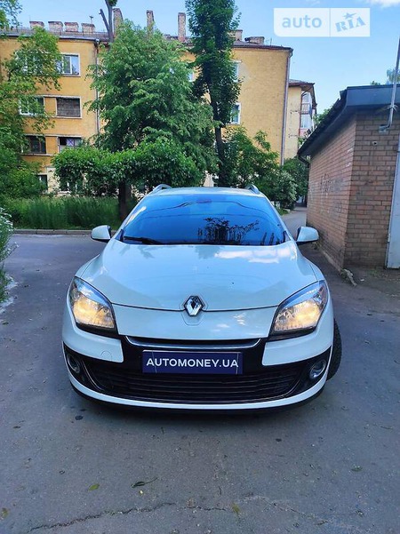 Renault Megane 2012  випуску Київ з двигуном 0 л дизель універсал механіка за 8000 долл. 