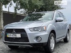 Mitsubishi Outlander XL 2012 Київ 2 л  позашляховик автомат к.п.