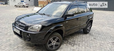 Hyundai Tucson 2007  випуску Дніпро з двигуном 2 л  позашляховик механіка за 9900 долл. 