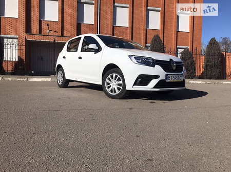 Renault Sandero 2019  випуску Херсон з двигуном 0.9 л бензин хэтчбек  за 10500 долл. 