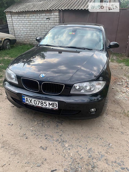 BMW 116 2005  випуску Харків з двигуном 1.6 л бензин хэтчбек механіка за 6000 долл. 