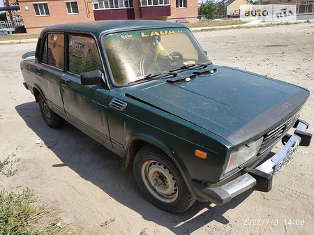 Lada 2105 1981  випуску Суми з двигуном 1.3 л бензин седан механіка за 550 долл. 