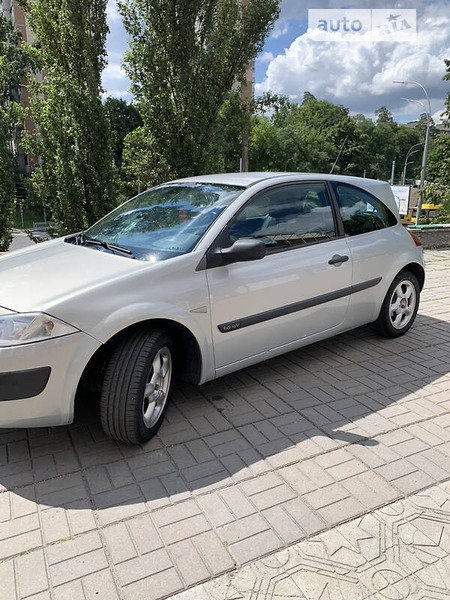 Renault Megane 2003  випуску Київ з двигуном 1.6 л  хэтчбек механіка за 3500 долл. 