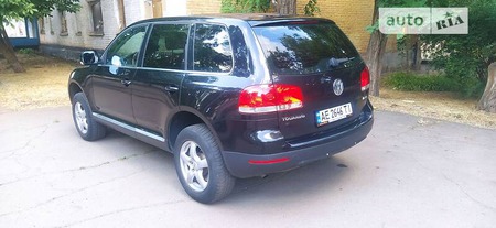Volkswagen Touareg 2004  випуску Дніпро з двигуном 3 л дизель позашляховик автомат за 9500 долл. 