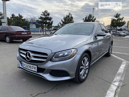 Mercedes-Benz C 300 2014  випуску Одеса з двигуном 2 л бензин седан автомат за 19700 долл. 