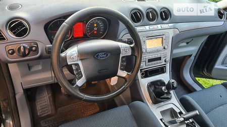 Ford S-Max 2007  випуску Івано-Франківськ з двигуном 1.8 л дизель універсал механіка за 5900 долл. 