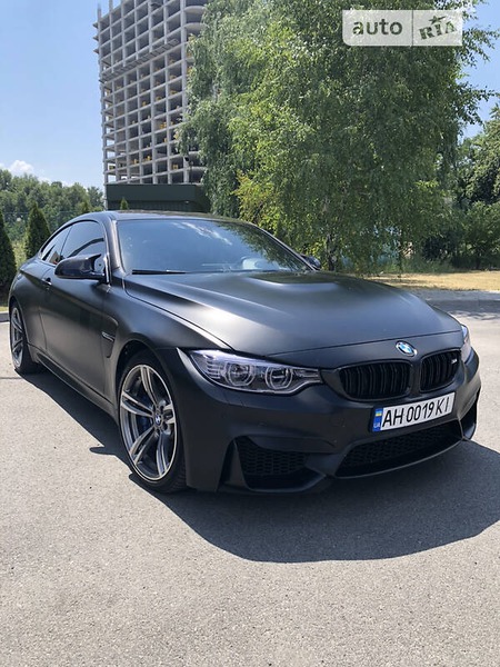 BMW M4 2015  випуску Дніпро з двигуном 3 л бензин купе механіка за 45000 долл. 