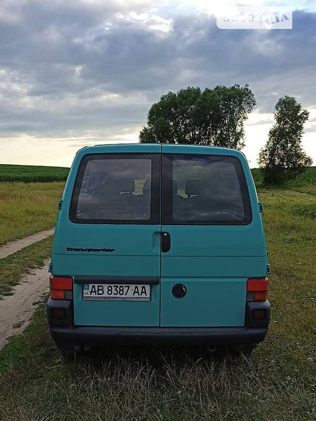 Volkswagen Transporter 1998  випуску Вінниця з двигуном 1.9 л дизель мінівен механіка за 5500 долл. 