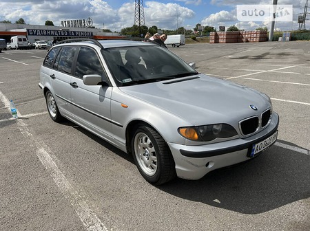 BMW 320 2003  випуску Ужгород з двигуном 2 л дизель універсал автомат за 5000 долл. 