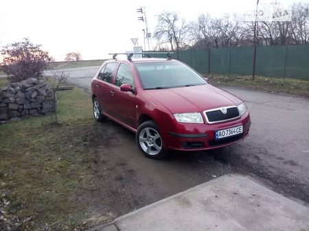 Skoda Fabia 2005  випуску Ужгород з двигуном 0 л бензин хэтчбек механіка за 3800 долл. 