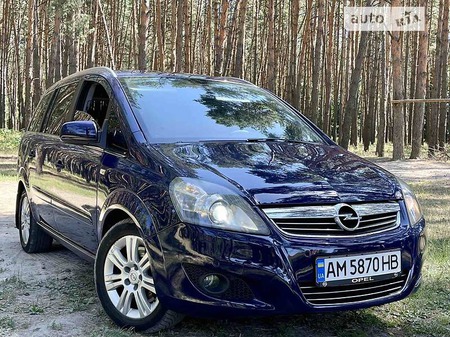 Opel Zafira Tourer 2012  випуску Житомир з двигуном 1.7 л дизель універсал механіка за 7700 долл. 