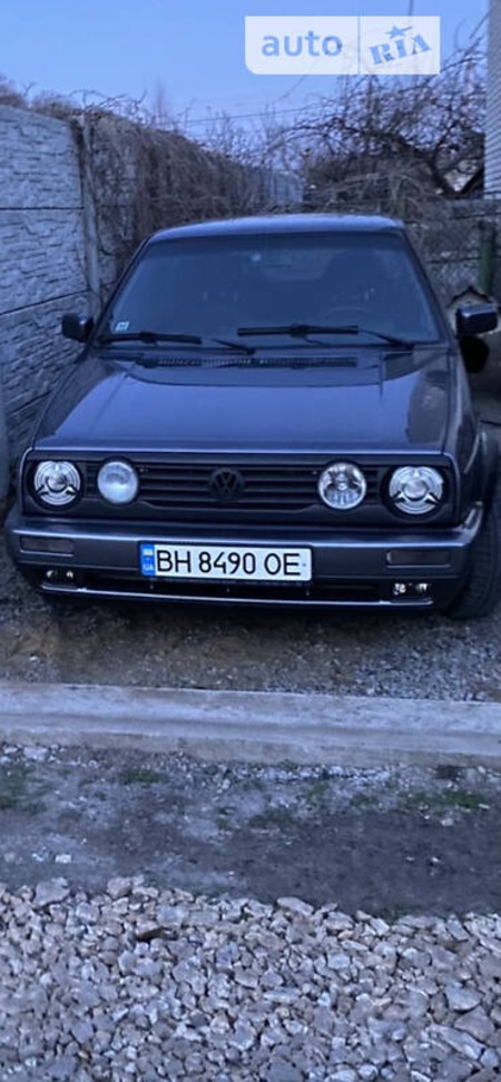 Volkswagen Golf 1989  випуску Одеса з двигуном 1.6 л  хэтчбек механіка за 2500 долл. 