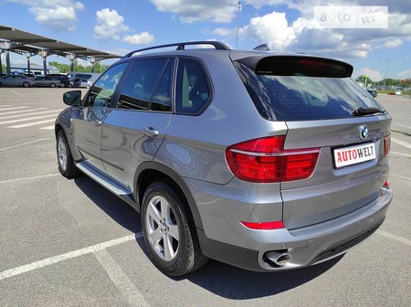 BMW X5 2012  випуску Львів з двигуном 3 л дизель позашляховик автомат за 15900 долл. 