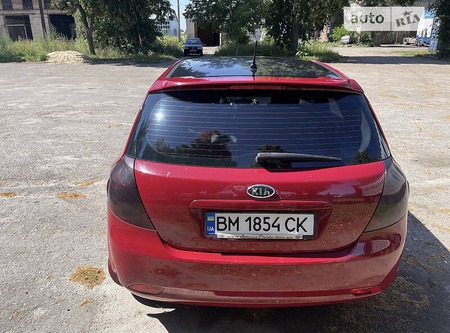 KIA Ceed 2008  випуску Суми з двигуном 1.6 л  хэтчбек механіка за 5799 долл. 