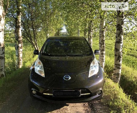 Nissan Leaf 2014  випуску Тернопіль з двигуном 0 л електро хэтчбек автомат за 12500 долл. 