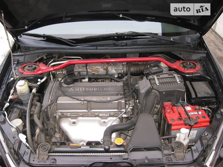 Mitsubishi Lancer 2006  випуску Запоріжжя з двигуном 2 л бензин седан механіка за 5500 долл. 
