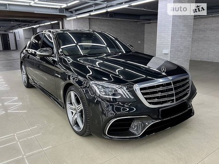 Mercedes-Benz S 63 AMG 2014  випуску Київ з двигуном 5.5 л бензин седан автомат за 55000 долл. 