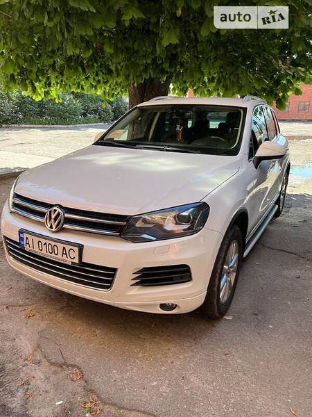 Volkswagen Touareg 2013  випуску Київ з двигуном 0 л дизель позашляховик  за 24500 долл. 