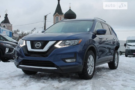 Nissan Rogue 2017  випуску Харків з двигуном 0 л бензин позашляховик автомат за 12900 долл. 