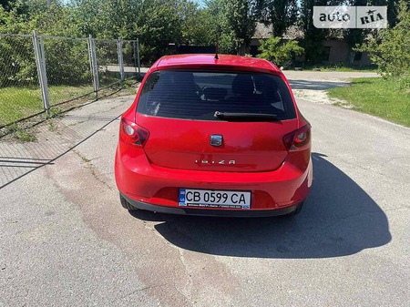 Seat Ibiza 2011  випуску Чернігів з двигуном 0 л бензин хэтчбек механіка за 6400 долл. 