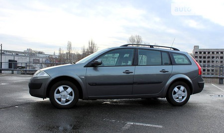 Renault Megane 2004  випуску Київ з двигуном 1.6 л бензин універсал автомат за 5350 долл. 