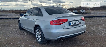 Audi A4 Limousine 2013  випуску Львів з двигуном 2 л бензин седан автомат за 13800 долл. 