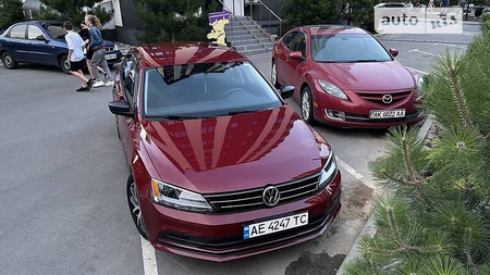 Volkswagen Jetta 2016  випуску Київ з двигуном 1.4 л бензин седан автомат за 9700 долл. 