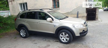 Chevrolet Captiva 2007  випуску Івано-Франківськ з двигуном 2.4 л бензин позашляховик автомат за 8500 долл. 