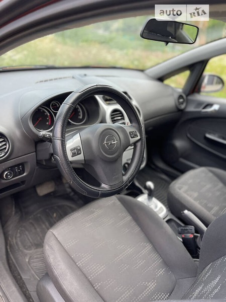 Opel Corsa 2012  випуску Київ з двигуном 1.2 л бензин хэтчбек  за 7000 долл. 