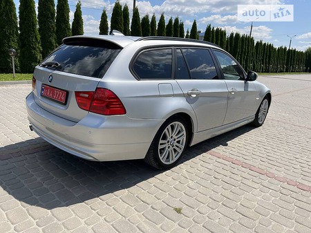 BMW 316 2011  випуску Хмельницький з двигуном 2 л дизель універсал механіка за 8300 долл. 