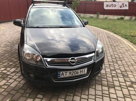 Opel Astra 2010  випуску Івано-Франківськ з двигуном 1.7 л дизель універсал механіка за 6200 долл. 