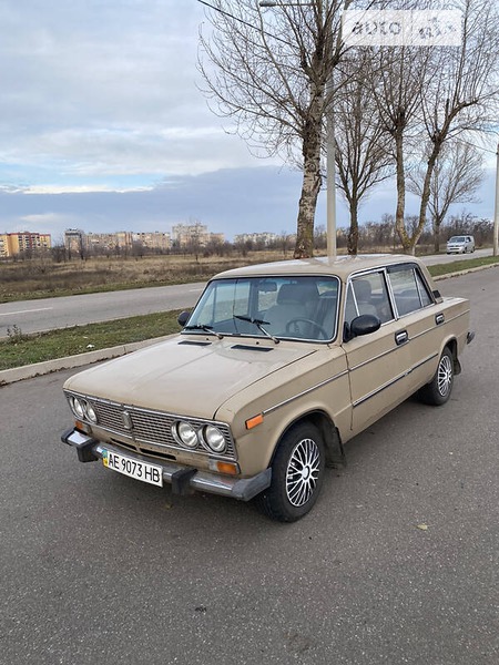 Lada 2103 1979  випуску Дніпро з двигуном 1.5 л  седан механіка за 1200 долл. 