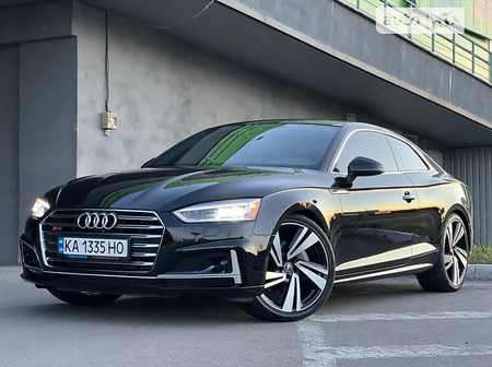Audi A5 2018  випуску Київ з двигуном 2 л бензин купе автомат за 30500 долл. 