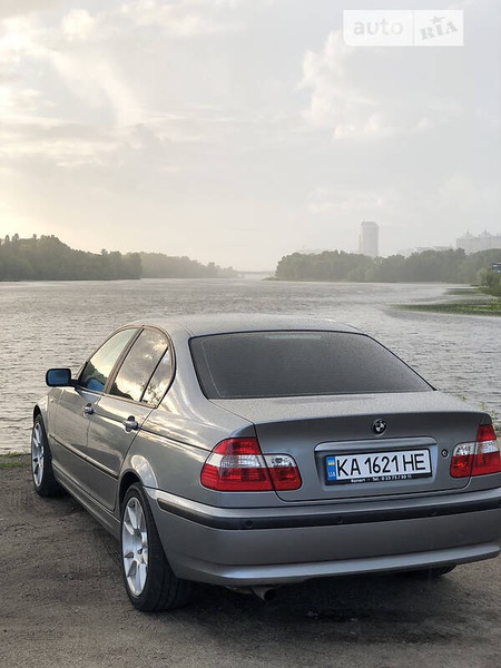 BMW 318 2003  випуску Київ з двигуном 2 л бензин седан механіка за 5800 долл. 