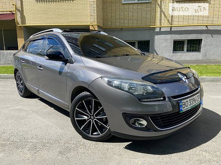 Renault Megane 2012  випуску Черкаси з двигуном 1.5 л дизель універсал механіка за 8800 долл. 