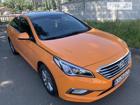 Hyundai Sonata 2017  випуску Київ з двигуном 2 л газ седан автомат за 8200 долл. 