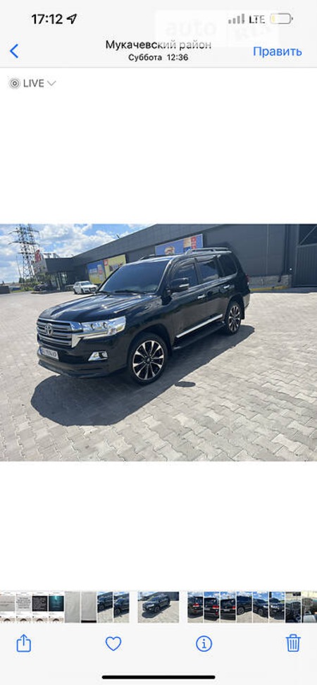 Toyota Land Cruiser 2019  випуску Ужгород з двигуном 4.6 л  позашляховик автомат за 65000 долл. 