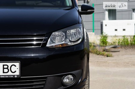Volkswagen Touran 2012  випуску Львів з двигуном 1.4 л  мінівен автомат за 10500 долл. 