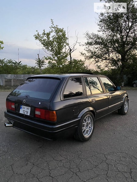 BMW 325 1989  випуску Одеса з двигуном 2.5 л бензин універсал механіка за 2900 долл. 