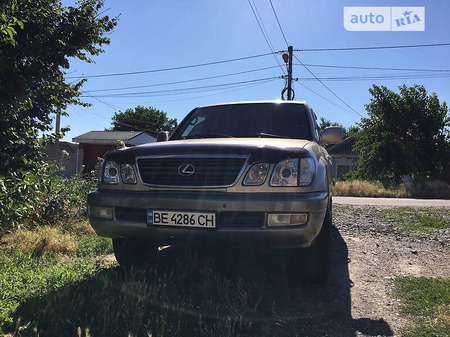 Lexus LX 470 2000  випуску Миколаїв з двигуном 4.7 л  позашляховик автомат за 11600 долл. 