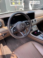 Mercedes-Benz E 220 2019 Київ 1.9 л  седан автомат к.п.