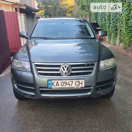 Volkswagen Touareg 2006  випуску Київ з двигуном 3.2 л  позашляховик автомат за 11500 долл. 