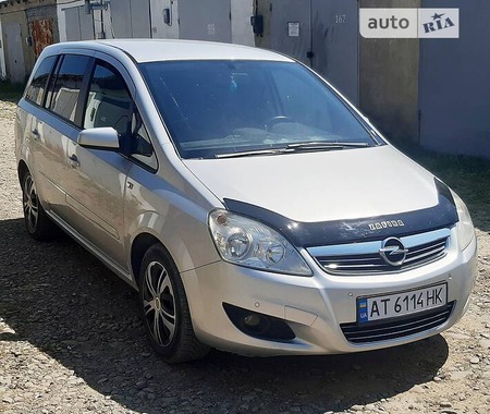 Opel Zafira Tourer 2008  випуску Івано-Франківськ з двигуном 1.7 л дизель мінівен  за 6200 долл. 