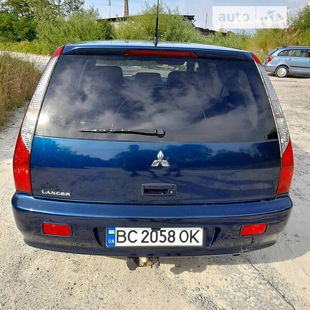 Mitsubishi Lancer 2004  випуску Львів з двигуном 1.6 л бензин універсал механіка за 4700 долл. 