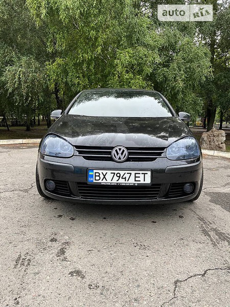 Volkswagen Golf 2004  випуску Донецьк з двигуном 1.4 л бензин купе механіка за 4500 долл. 