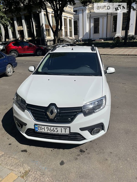 Renault Logan 2019  випуску Одеса з двигуном 1.5 л дизель універсал  за 9200 долл. 