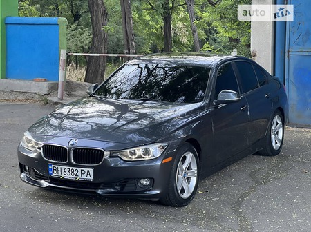 BMW 320 2014  випуску Одеса з двигуном 2 л дизель седан автомат за 15800 долл. 